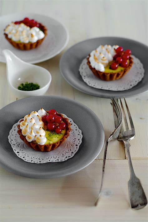 Lime Curd Tartlets With Raspberries And Red Currants Life Is Great