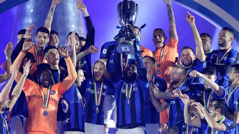 Inter Thrash Rivals Milan 3 0 To Win Italian Supercup The Daily Star