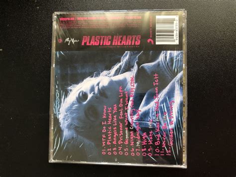 CD Miley Cyrus Plastic Hearts Avintes OLX Portugal