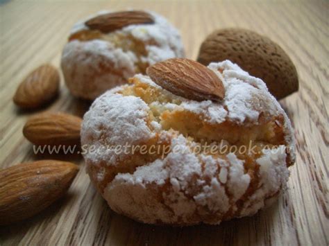 Sicilian Almond Cookies
