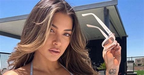 UFC S Richest Ring Girl Jokes She Loves Looking At Photos Of Herself In Bikini Daily Star