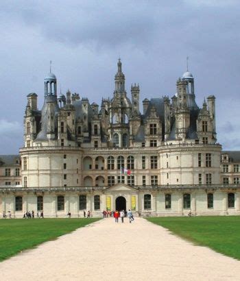 Europe S Most Famous Castles And Palaces Artofit