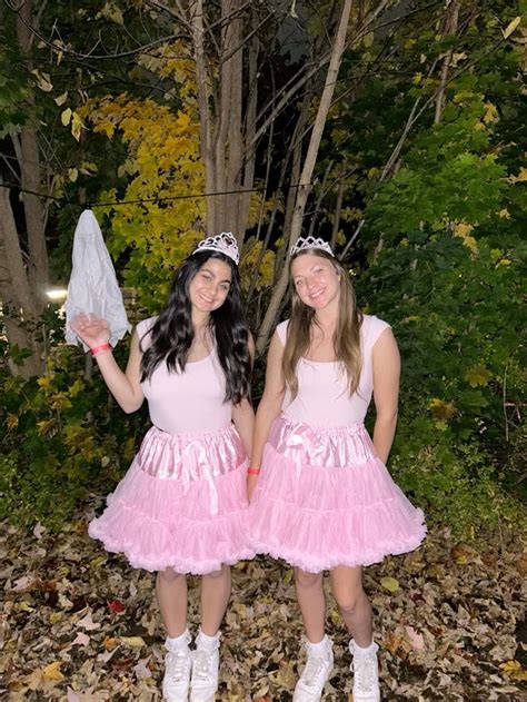 Sophia Grace Rosie In Pretty Halloween Costumes Classy Halloween Costumes Blonde