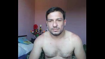 BG Bisexual Stud Niki Se Masturba Mientras Ve Porno Y Se Corre XVIDEOS