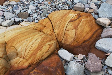 Iron Rich Layering In Devonian Old Red Sandstone Iron Rich Flickr