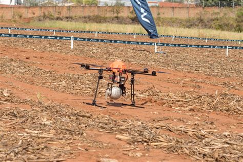 III Workshop AgroEfetiva Entendendo a Tecnologia de Aplicação drones