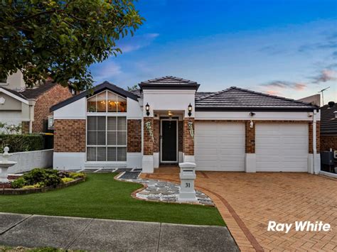 31 Parkwood Street Plumpton NSW 2761 Property Details