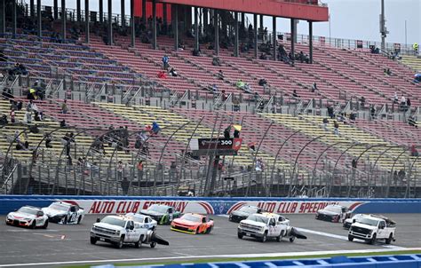 Farewell Fontana Nascars Last Weekend At A Racing Gem Wbtw