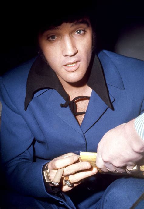 Sweet Angeline by Elvis Presley: A Tender Tribute to Love - Oldies Songs