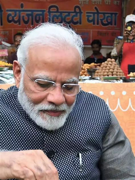 Pm Narendra Modi Diet Plan Pm Wakes Up At 5 Am Strict Fitness Routine