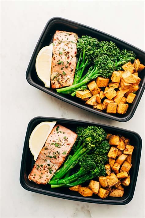 Brocoli Comidas Fitness Salmon Batatas Limon Comidas Saludables Y Ricas