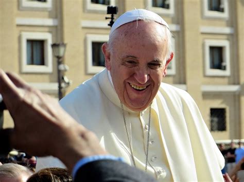 Auguri Da Tutto Il Mondo Per Il Compleanno Di Papa Francesco Resegone