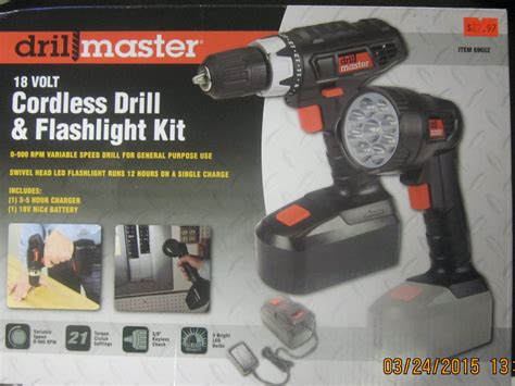 New Drillmaster 18v Cordless Drill And Flashlight Kit 69652