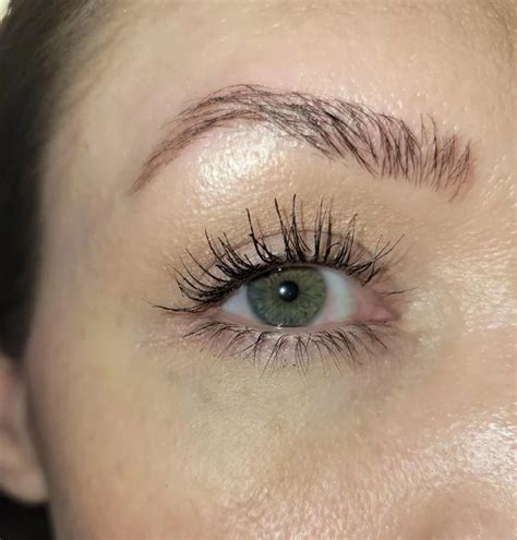 Tubing Mascara: Was macht sie besser als jede andere Tusche