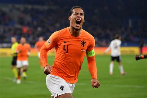 4016x2678 Virgil Van Dijk Dutch Soccer Wallpaper Coolwallpapers Me