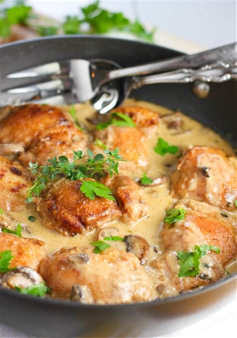 Creamy Chicken And Mushroom Skillet Recipe Chefthisup