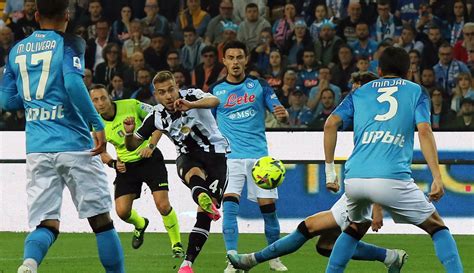 Napoli Kunci Gelar Juara Liga Italia Musim Foto Liputan