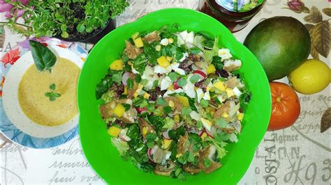 Mix De Salata Cu Mango File De Hering Marinat Si Dressing De Citrice