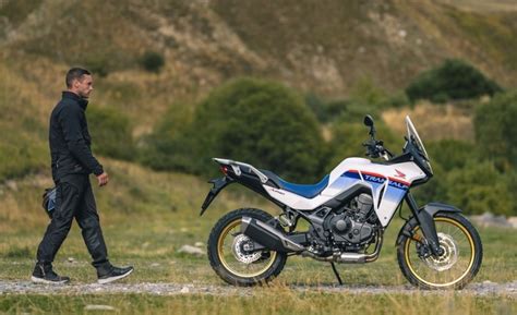 Honda Transalp Elle Arrive En Mai Partir De Rando Moto Be