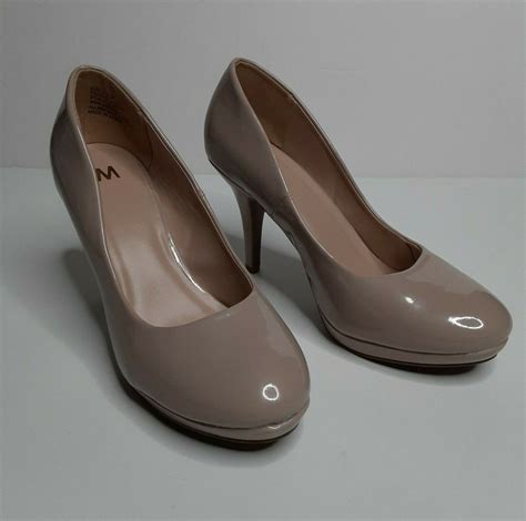 Chelsea Moreland Nude Beige Patent Pumps High Heels D Gem