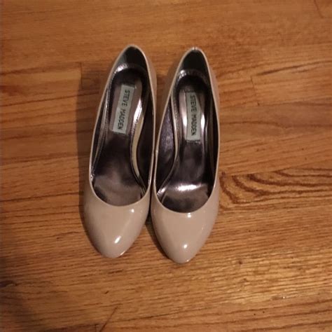 Steve Madden Shoes Steve Madden Nude Patent Leather Pumps Poshmark