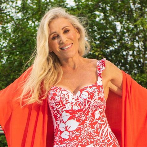 Hot Sexy Angie Best Bikini Pics