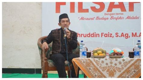 Rawat Budaya Berpikir UKM PK IAIN Ponorogo Gelar Ngaji Filsafat