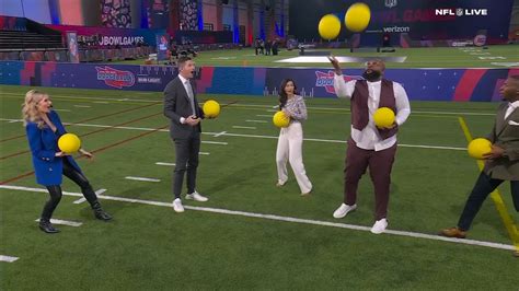 Nfl On Espn On Twitter Mspears96 Is A Man Of Many Talents 😂 👏 📺