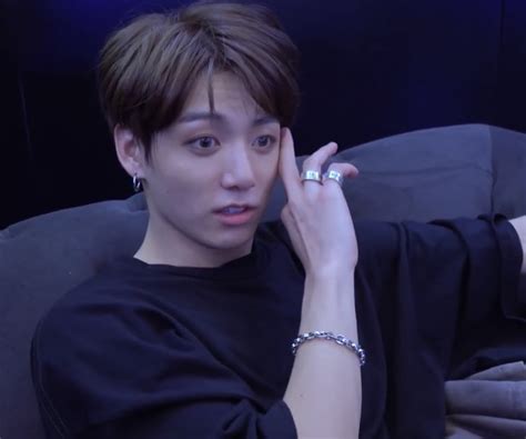 Just 15 Photos To Appreciate How Good Bts Jungkook S Hands Look With Rings On Koreaboo