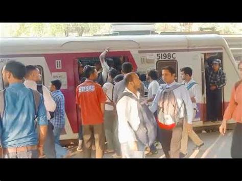 Virar To Andheri Local Travelling In Mumbai Local Train Youtube