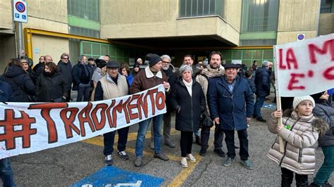 Ex Discarica La Martella Residenti Borgo La Martella Contro