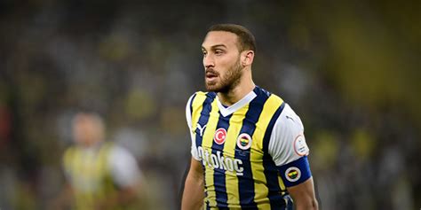 Fenerbahçe nin Yeni Transferi Cenk Tosun İstanbul a Geldi