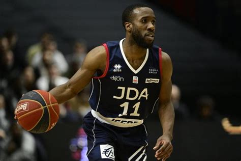 Basket Dijon Et Le Mans Vainqueurs Cholet Battu En Betclic Lite