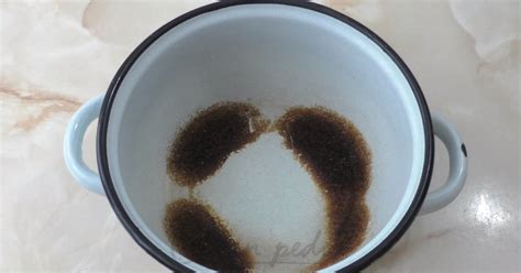 Как отчистить пригоревшее дно кастрюли от пищи: чем очистить от варенья ...