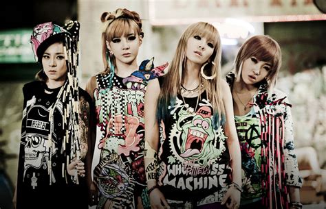 Today’s K-pop Fan Groups: Too Obsessive? – Seoulbeats