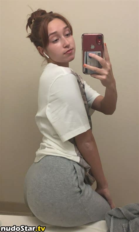 Lasmren ASMR Asmrphan Nude OnlyFans Photo Nudostar TV