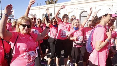 Carrera De La Mujer M S De Mujeres Inundan Val Ncia De Rosa Y