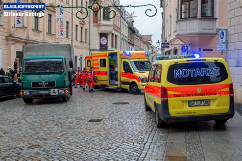 Zittau Rentnerin In Innenstadt Von Laster Erfasst Blaulichtreport Zittau