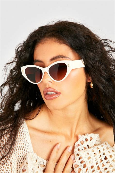 Cream Oval Wide Arm Sunglasses Boohoo Uk