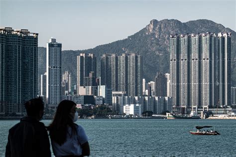 Goldman Says Hong Kong Home Prices May Fall As Much As 30 Bloomberg