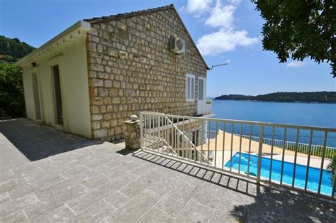 Accommodation detailed description | - Croatian Villas