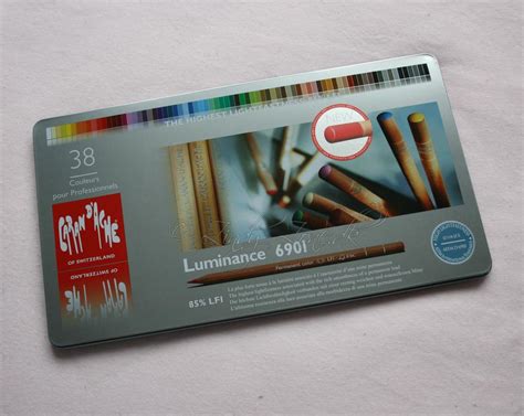 ZindyZone Blog: Luminance Colour Pencils
