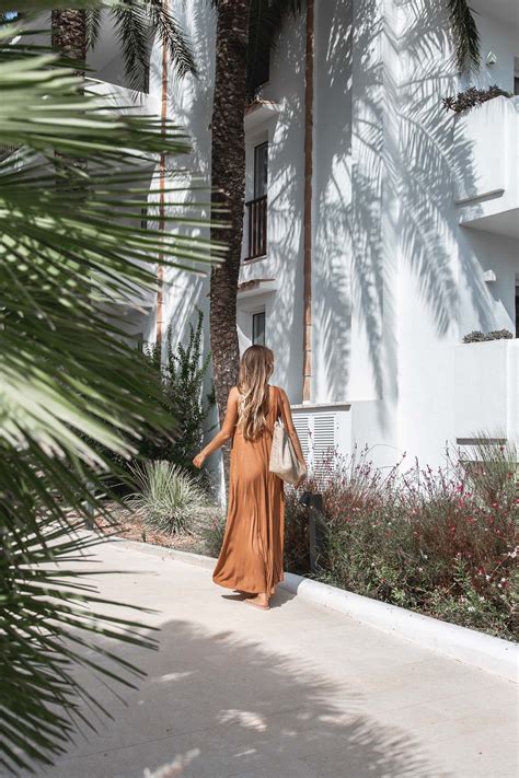 Exclusivo Hotel Y Apartamentos De 4 Estrellas En Primera Línea De Cala