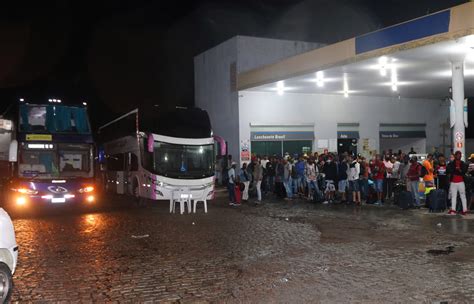 JORNAL NOSSA VOZ BARROCAS BA Mais dois ônibus partiram de