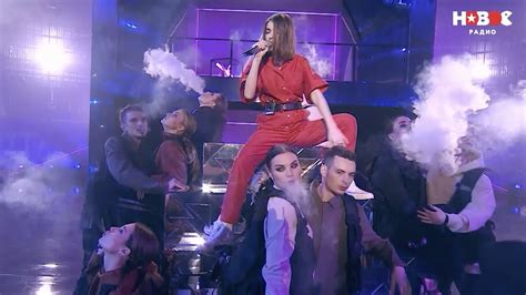 Елена Темникова - не модные (Высшая лига 2018) - YouTube