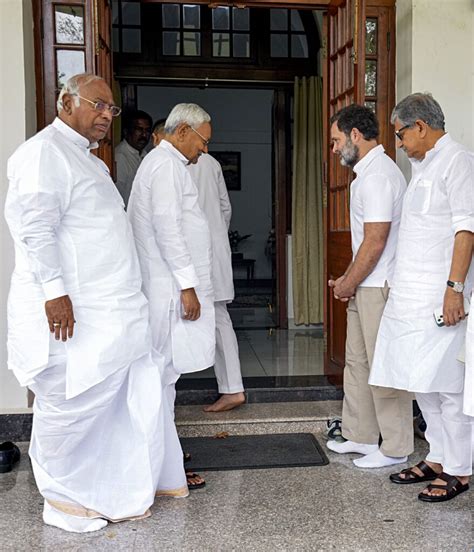 Nitish Kumar Meets Congress President Mallikarjun Kharge