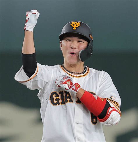 【巨人】坂本勇人、2打席目は左前安打で2打席連続安打 ライブドアニュース