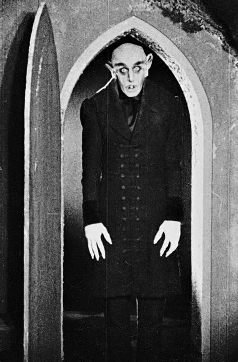 Nosferatu (1922) | Monster photos, Horror monsters, Retro horror