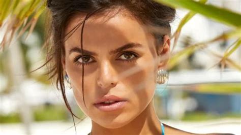 6 Photos From Birthday Girl Brooks Naders Si Swim Photo Shoot In The