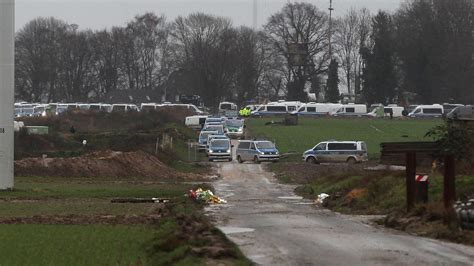 Schweizer Firma verhandelt in Lützerath mit Aktivisten in Tunnel